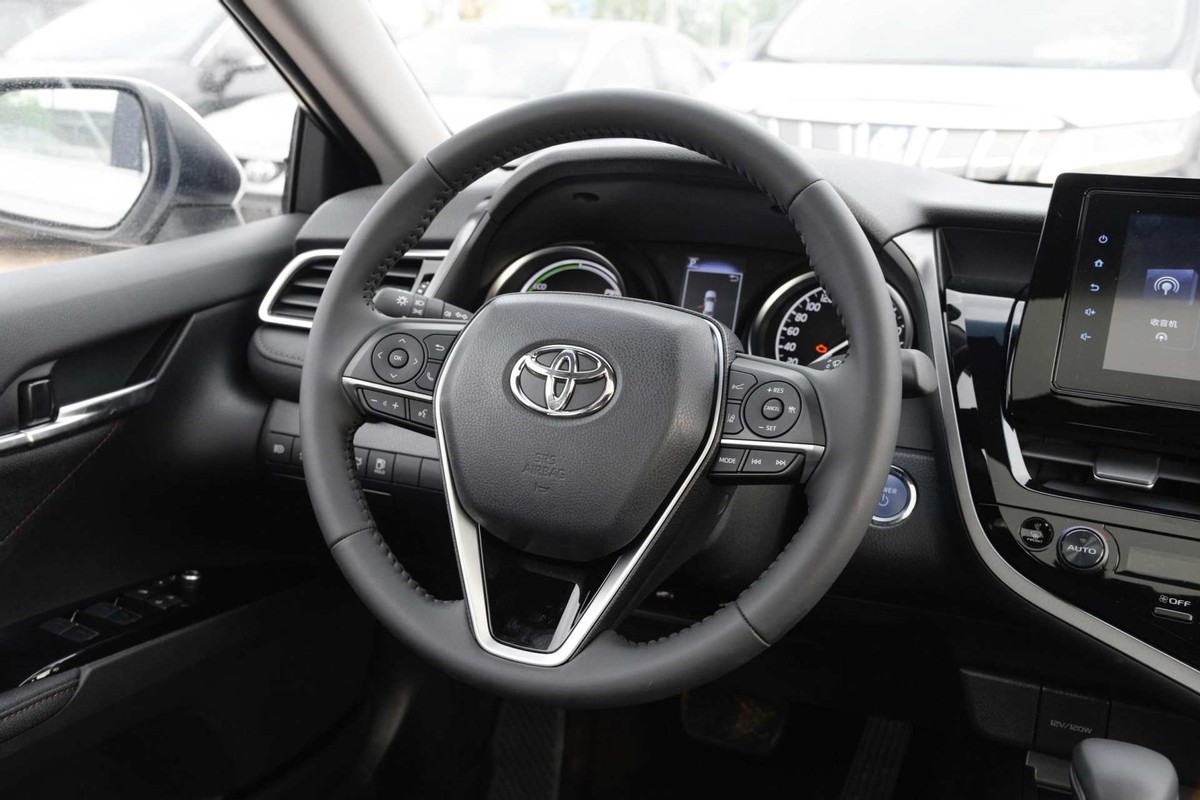 体验丰田凯美瑞高配,2023凯美瑞体验