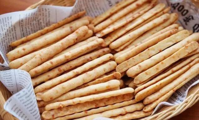 最近很火的芝士条脆脆零食,香脆芝士条零食推荐