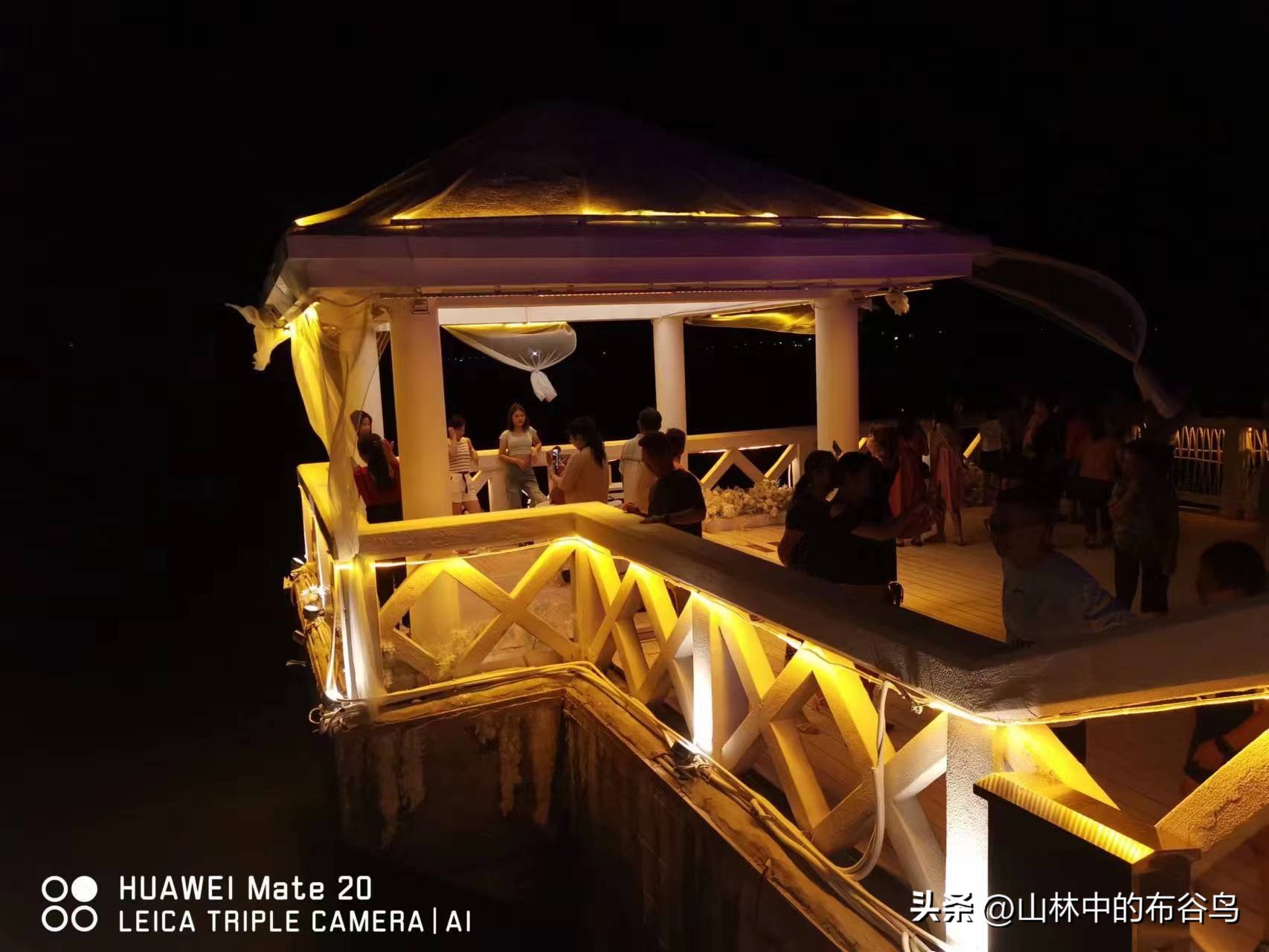 北海外沙娱乐会所,北海外沙岛饰品店