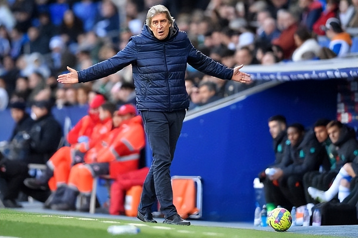 欧联杯：曼彻斯特联VS皇家贝蒂斯，曼联能否劫后重生