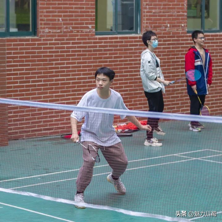 绵中实验2024运动会,绵中2022年春季运动会