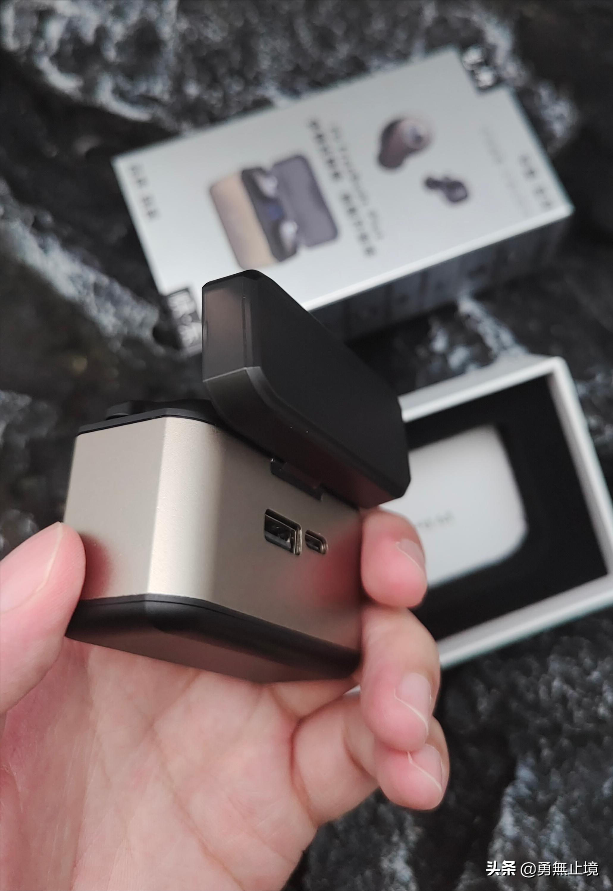 蓝牙耳机选择哪一款比较好,蓝牙耳机选哪一款比较好