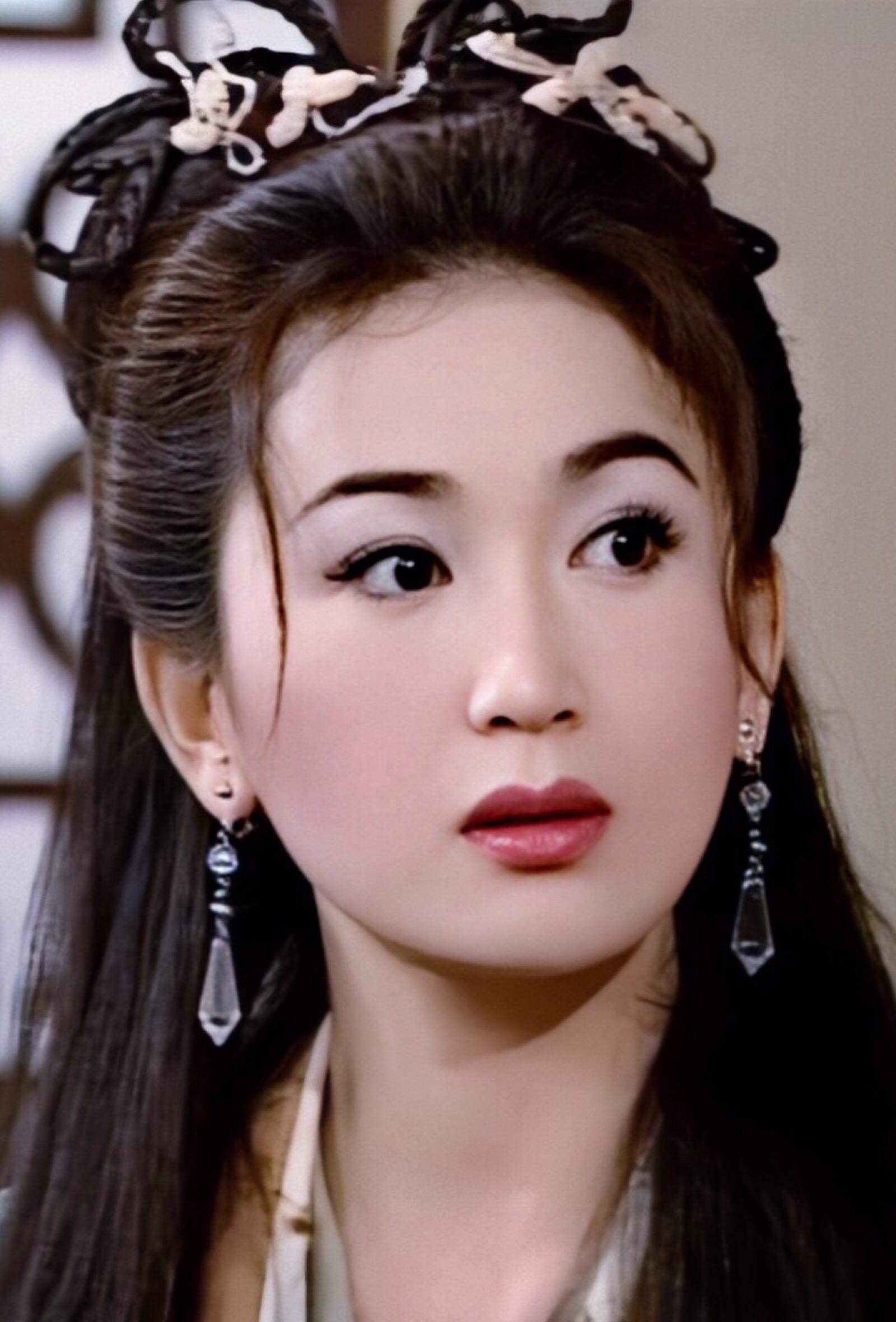 从“最惨*星艳**”到“上岸者”：曾经的香港绝色，如今怎样了？