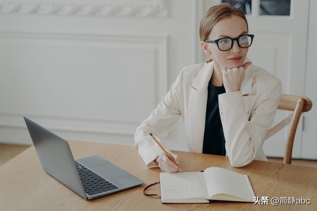 qq空间被永久冻结怎么解除,qq空间被封解不开