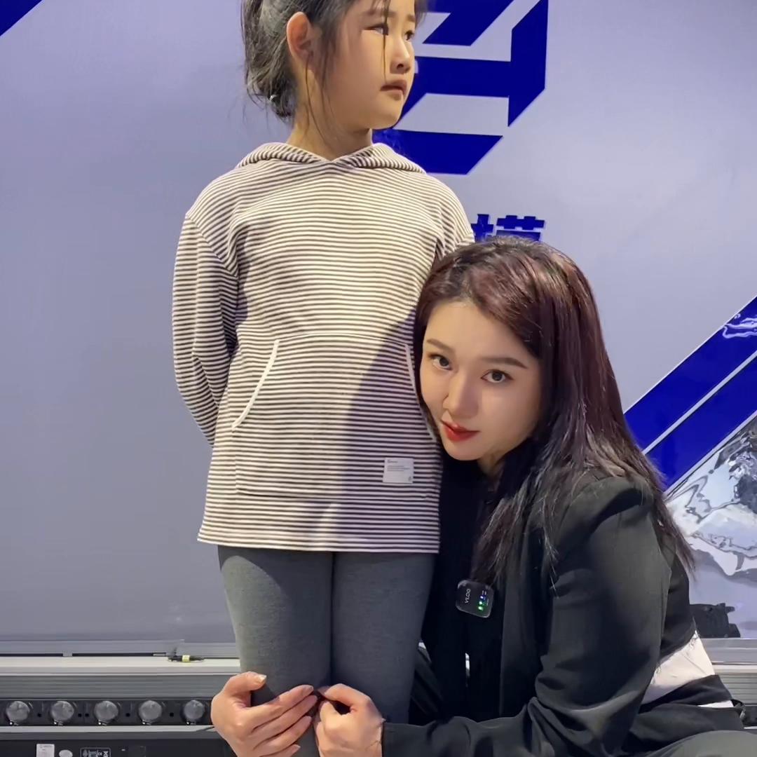 矫正腿型关晓彤,怎么调整小孩腿比例