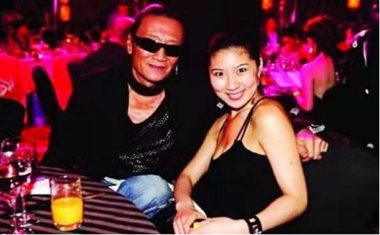 被谢贤养了12年的coco,coco谢贤个人资料