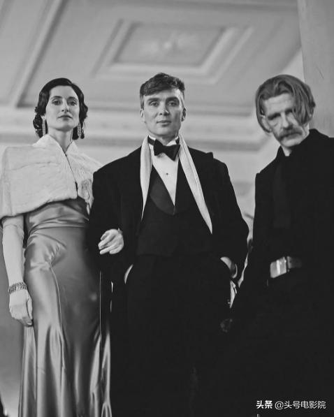 美剧浴血黑帮解说9.0以上评分,浴血黑帮第一季深度解析