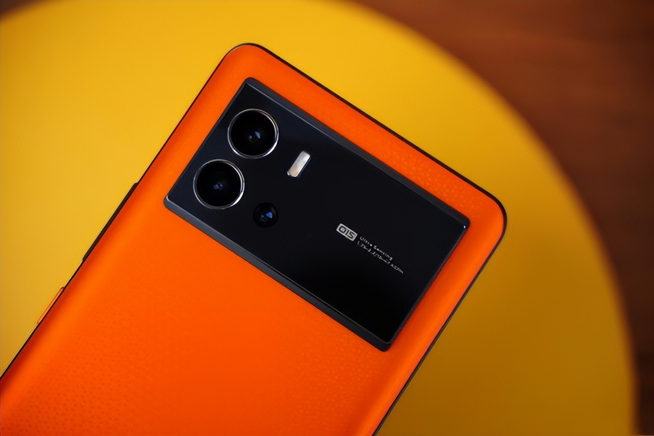 小米12对比vivox80哪个好,vivox80和小米12x选哪个