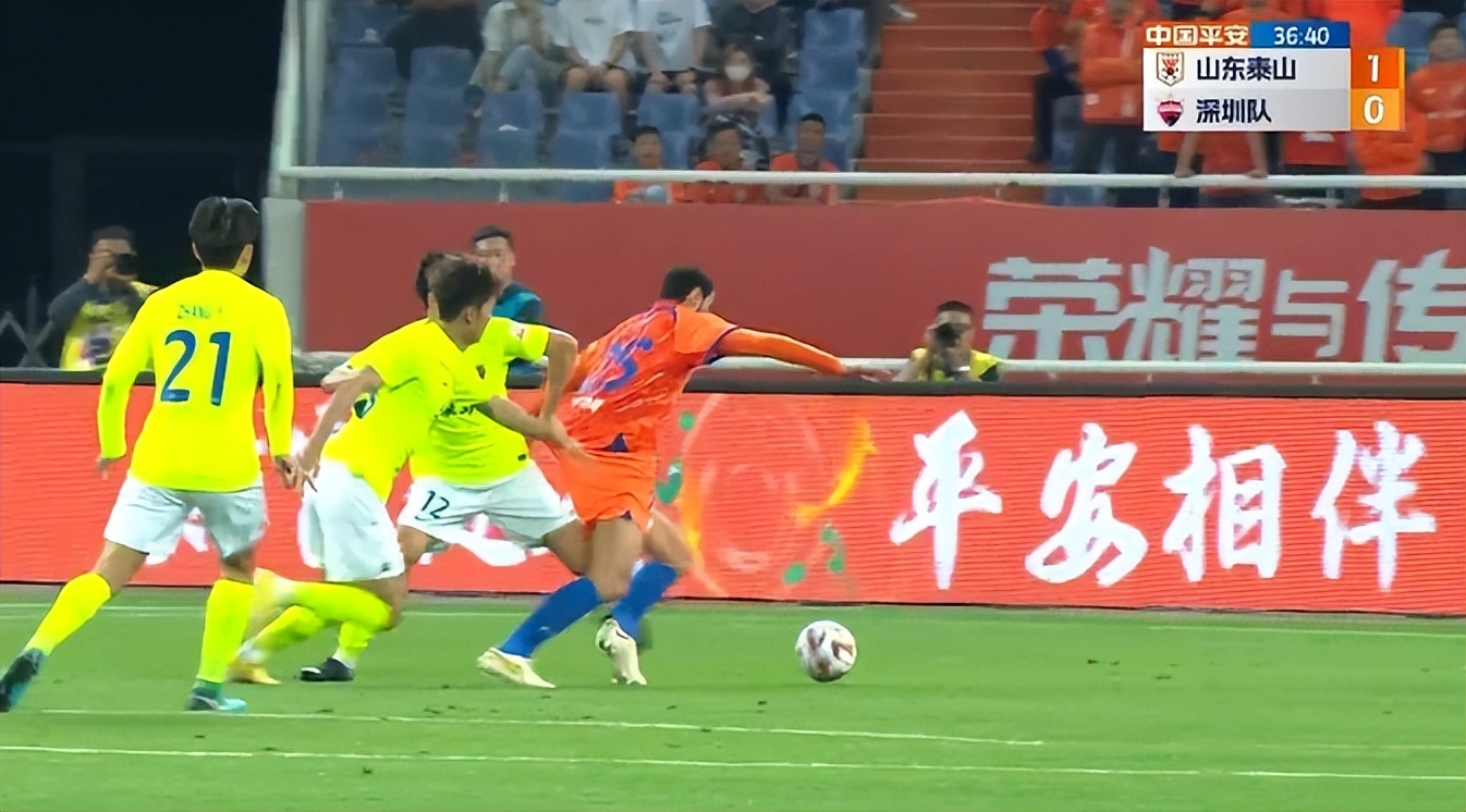 克雷桑罚丢点球,第60分钟克雷桑主罚点球命中