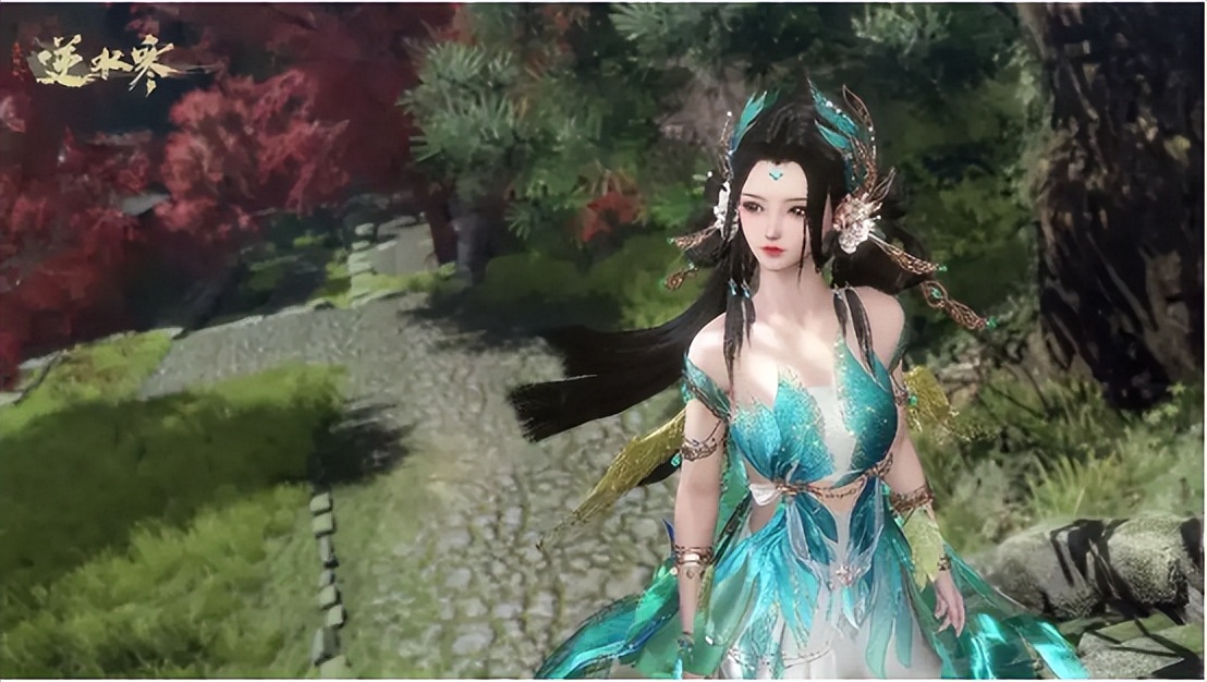 娇小女Coser好大口气，自语不能盯看三秒，向国家级舞者发起挑战