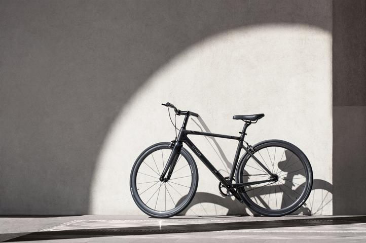 小米众筹碳纤维自行车,通勤高颜值自行车