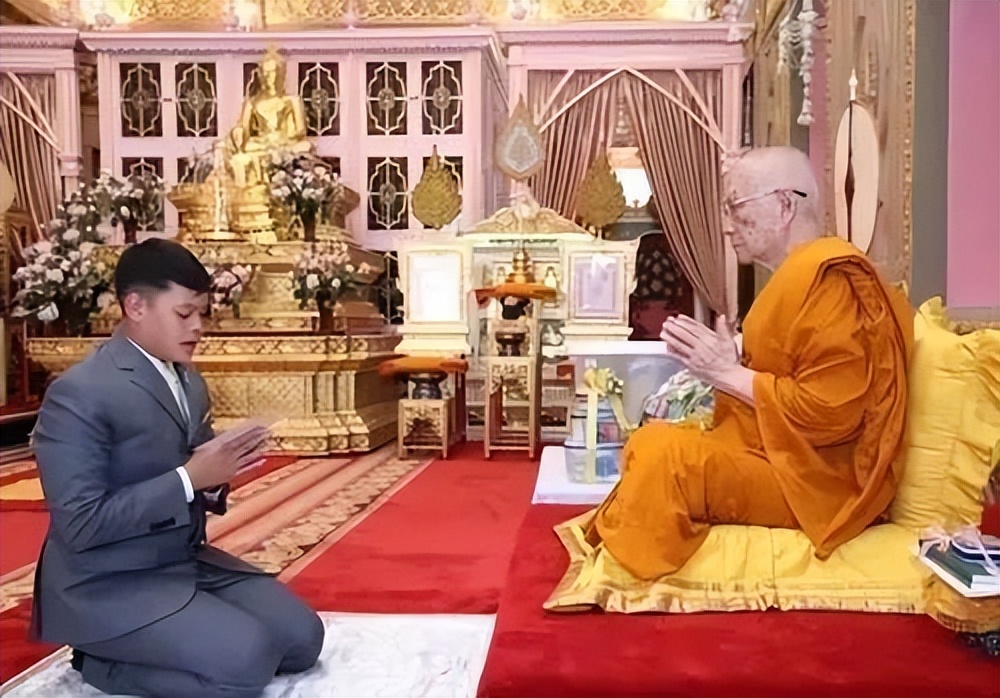 泰国王室玛哈最新爆料,泰国国王玛哈家事