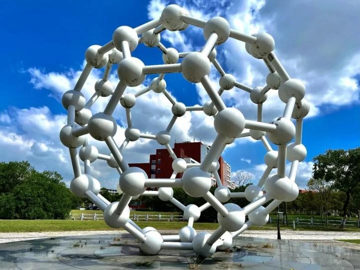 薪资最高的专业三大行业,平均工资最高的十大专业