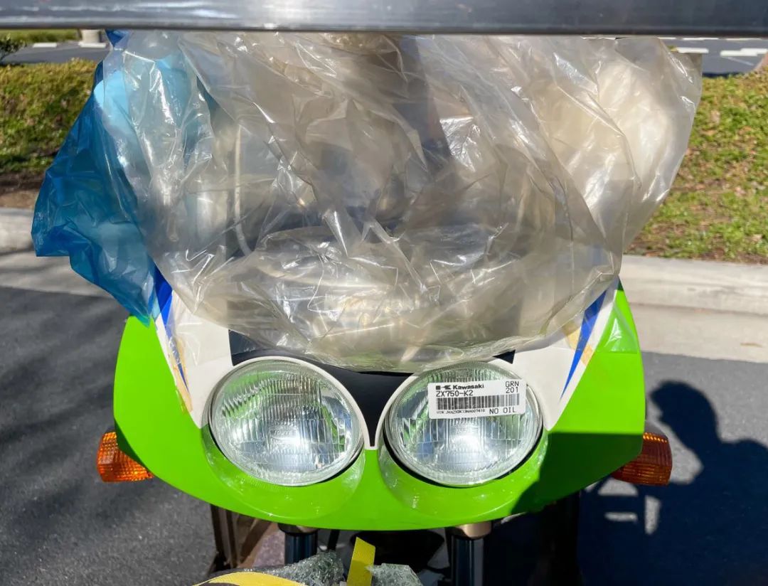 穿越时空的“全新车”，1992KAWASAKIZXR750R