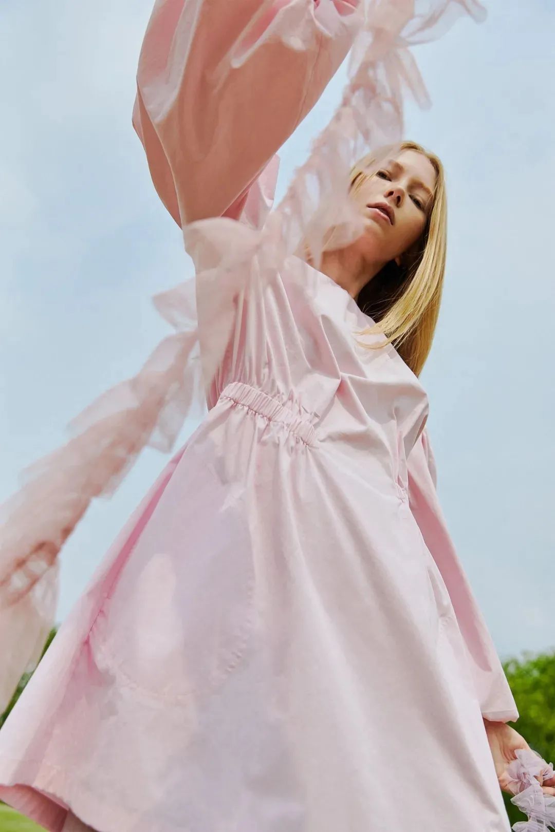 lisa最近同款粉色,lisamv绝美镜头粉色