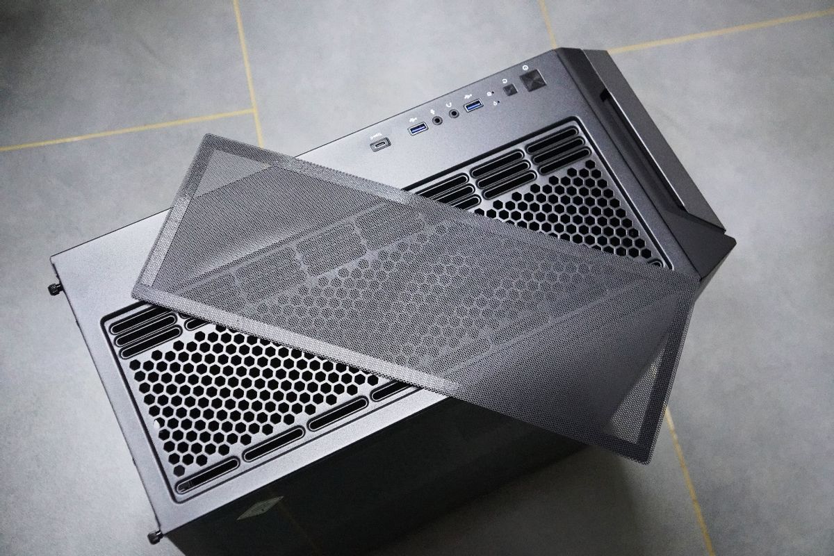 安钛克p20c机箱集线器,安钛克中塔p20无光侧透