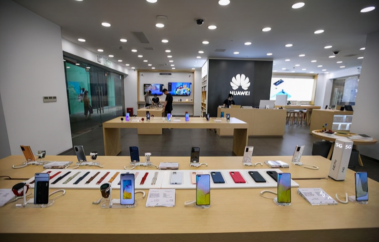 买二手手机在实体店还是网上买好,网上手机和实体店手机质量一样吗