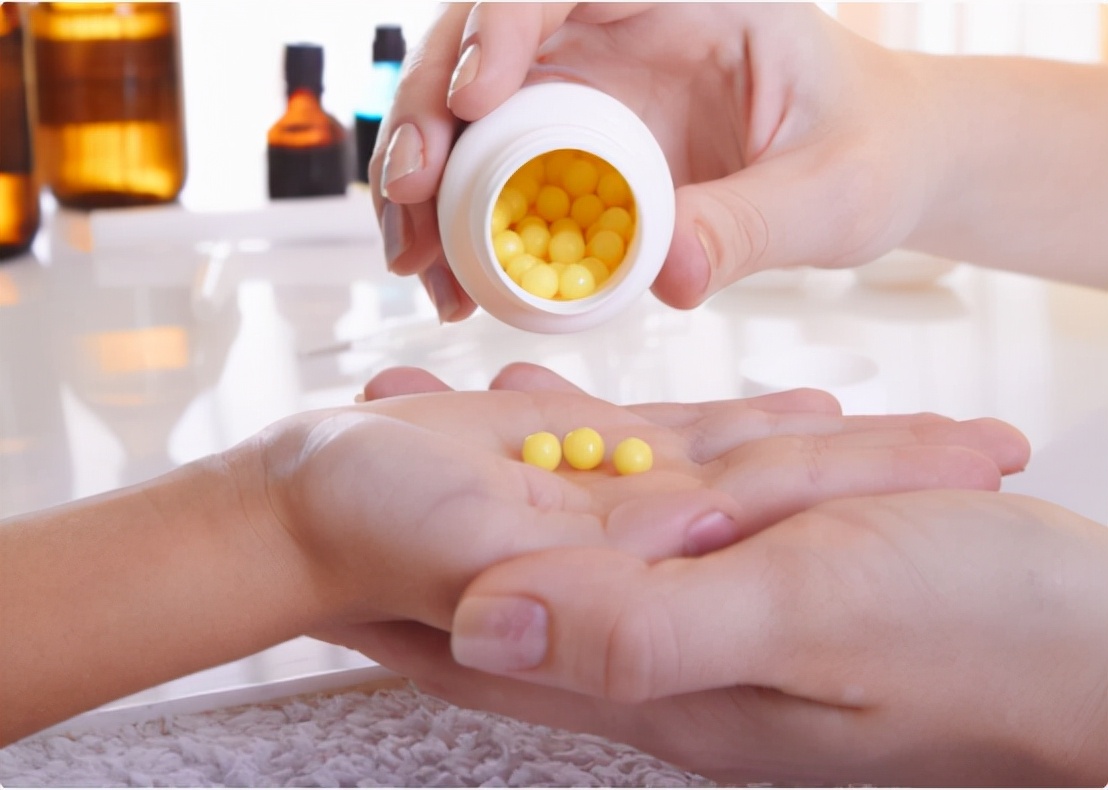 甲钴胺腺苷钴胺和维生素b12区别 (腺苷钴胺和甲钴胺哪个对神经炎好)