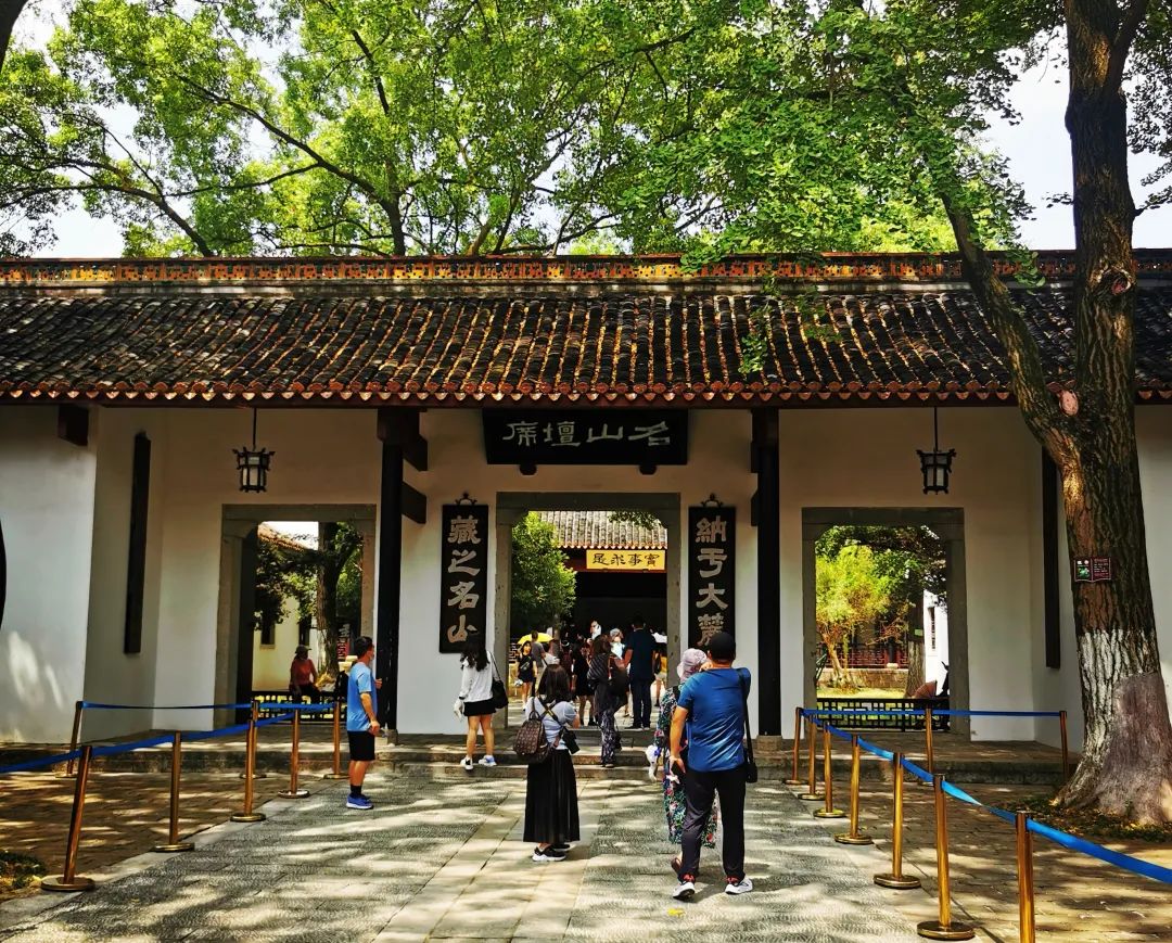 想学习投资应该从哪里入手,新手小白想学投资