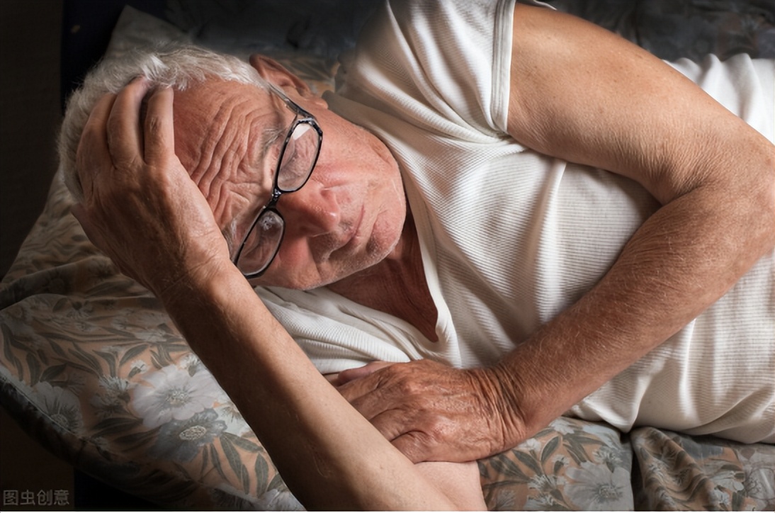 人到凌晨3:00左右睡觉会怎么样,年轻人早晨四五点醒是什么原因