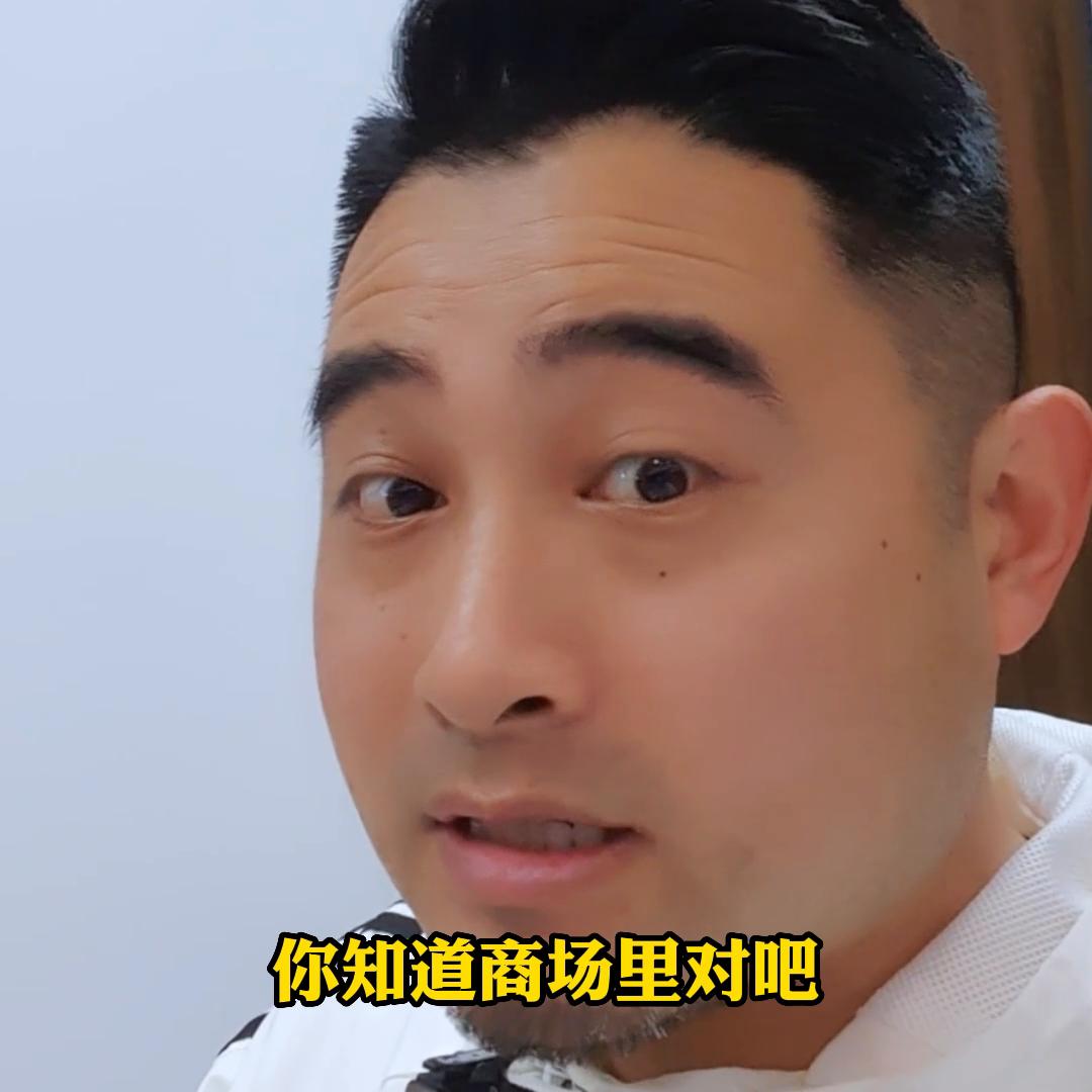 想自己创业怎么开店铺赚钱,在大商场里做什么生意赚钱