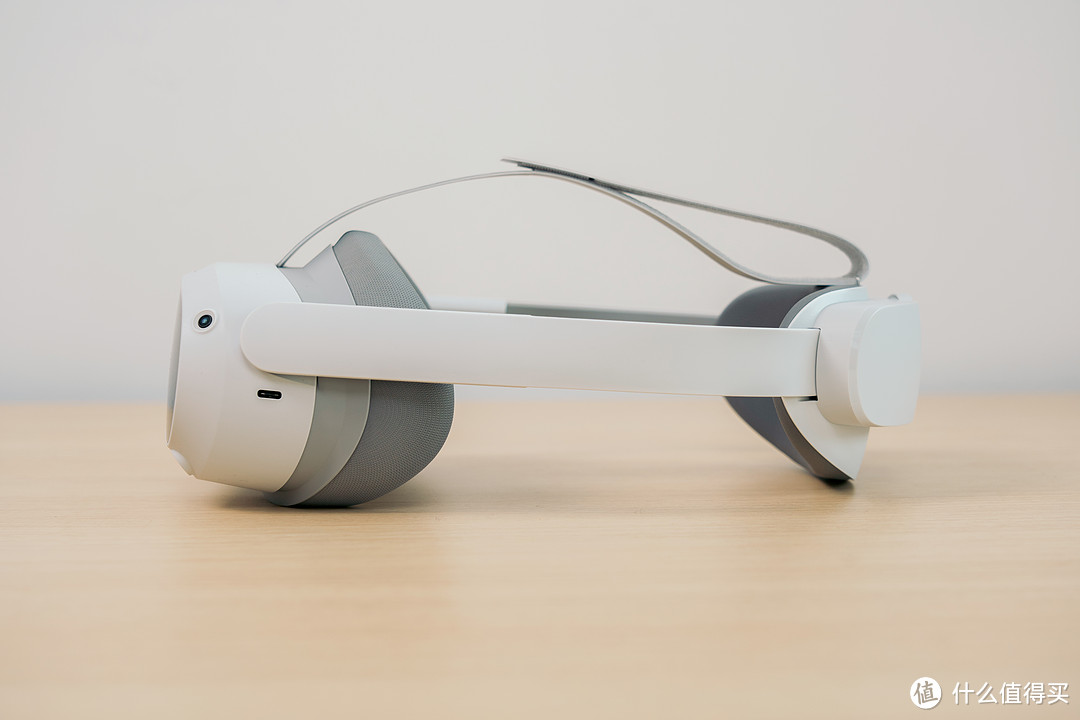 拥抱新世界的再进化：PICO4VR一体机上手