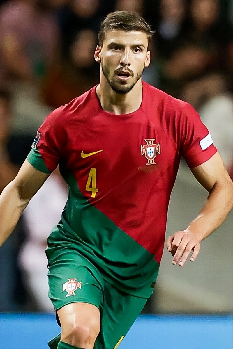 姆巴佩同期数据与梅西c罗对比,espn评nba百大球星前10