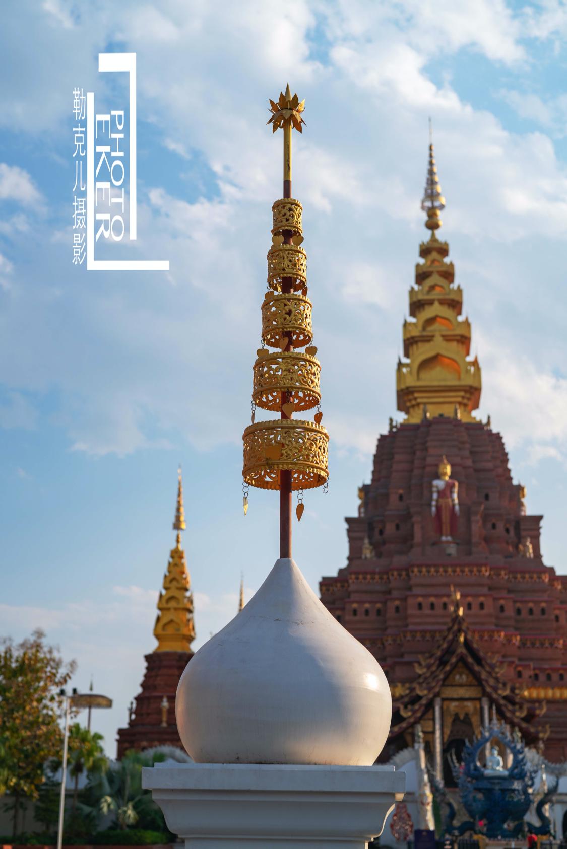 骂版纳是因为你没走出告庄玩版纳跟着小姐姐们走你才晓得味道