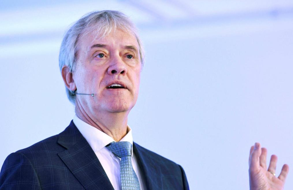 荷兰光刻机巨头获准继续对华出口,荷兰对中国光刻机进展最新表态