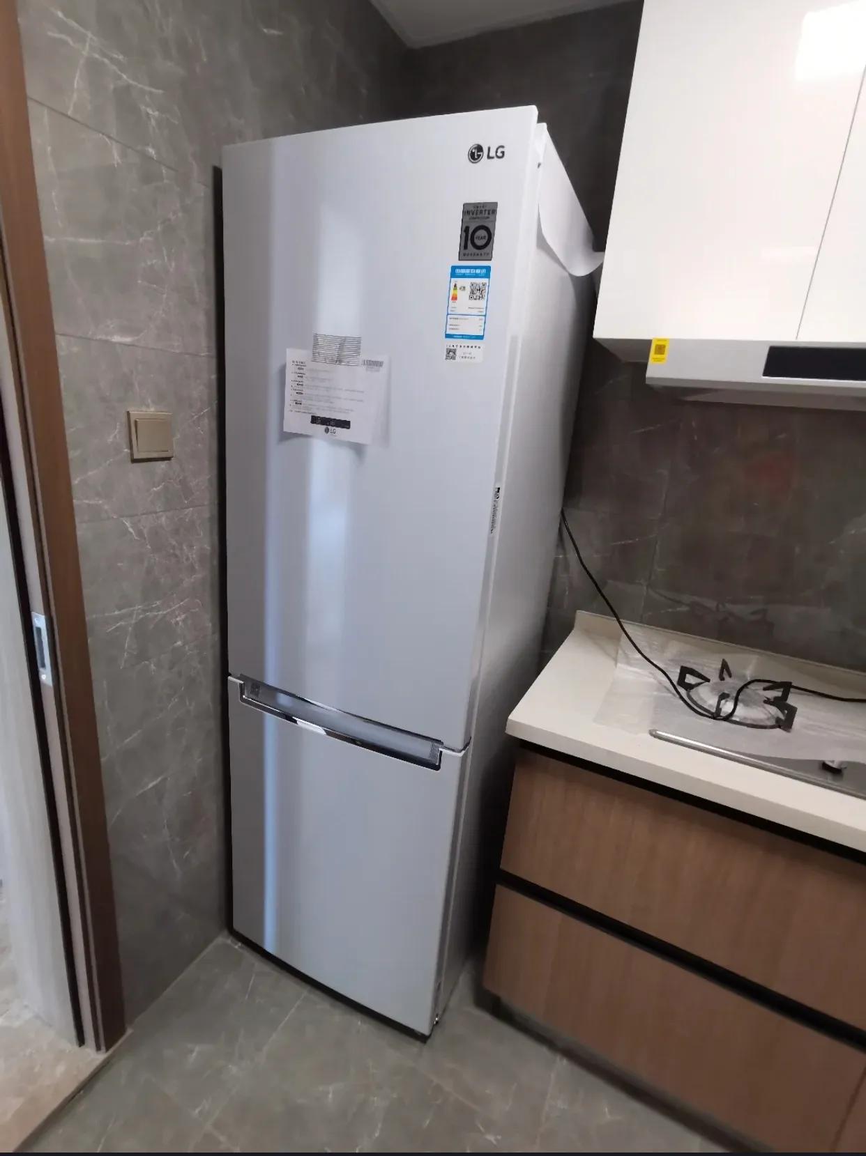 智能冰箱与普通冰箱的对比视频,冰箱全生态和普通冰箱有什么区别