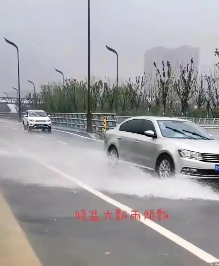 西安气候干燥还是潮湿,西安气候的优缺点