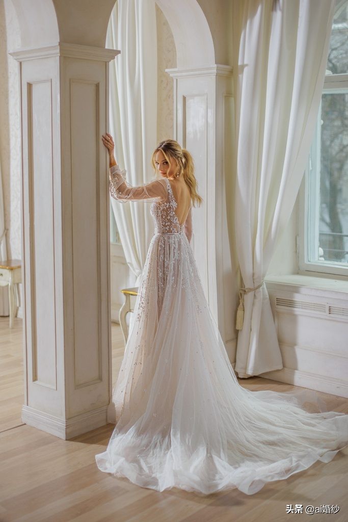 julievino高级定制礼服,julievino2018婚纱秀