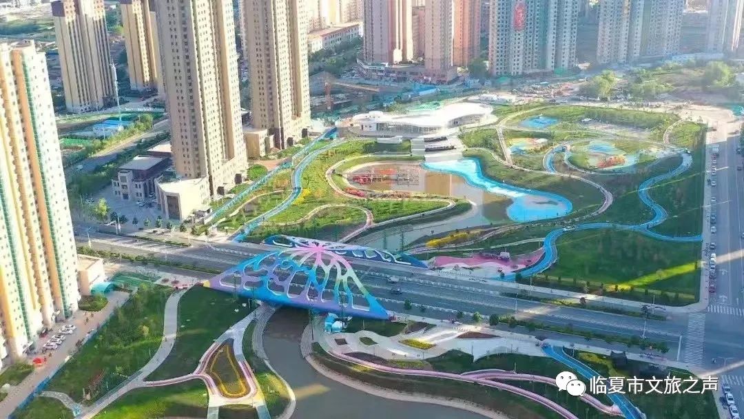 鑷寸編涓界殑灏忓煄涓村,杩欐槸鎴戠敓娲荤殑灏忓煄