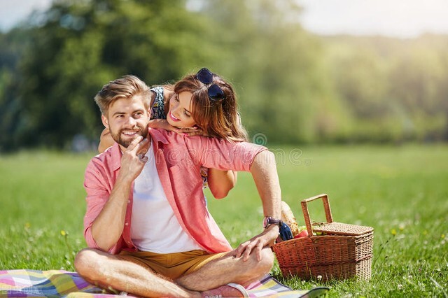 男人出轨有了小孩怎么办,一个男人出轨被老婆发现后会怎样