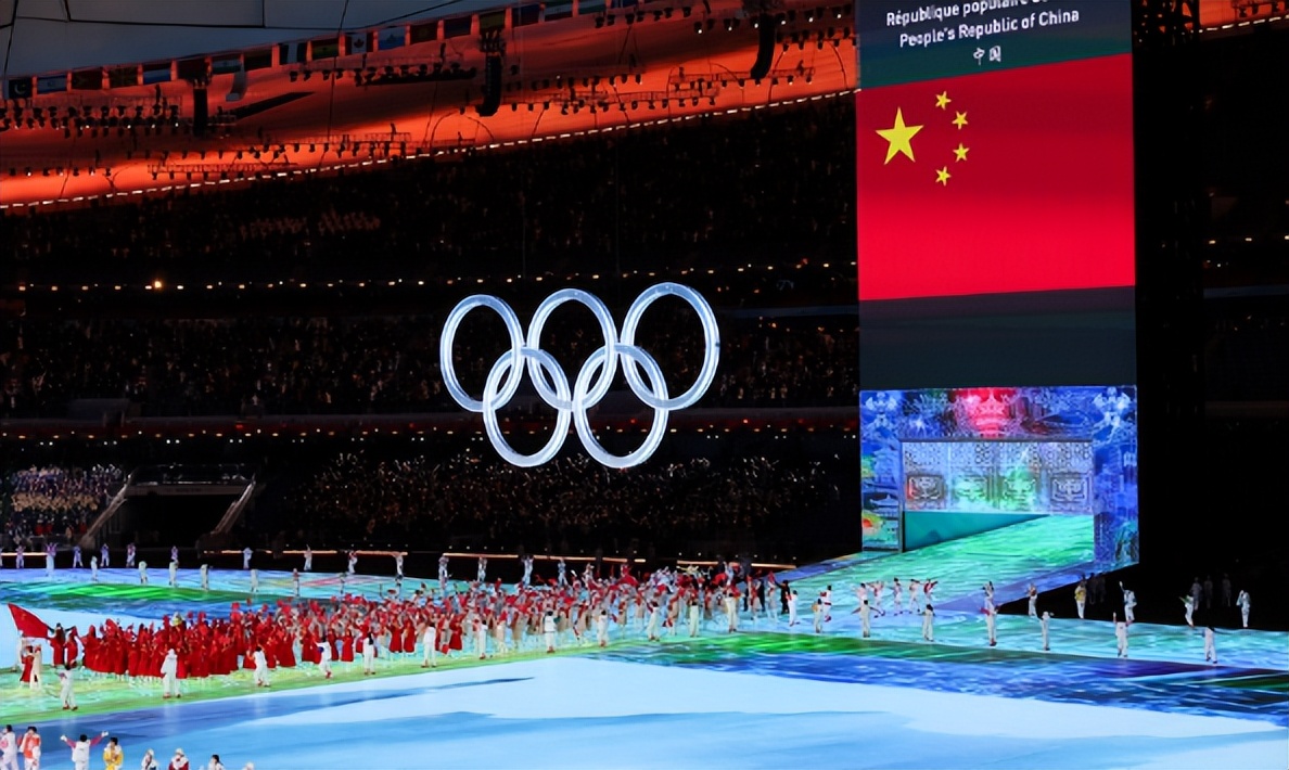 砥砺奋进二十载凝心聚力谋新篇,聚力奋进二十大