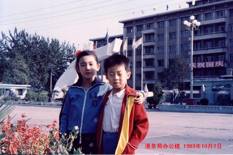 王楠患癌后丈夫的做法令网友泪目,王楠患癌却坚持两年退役为何