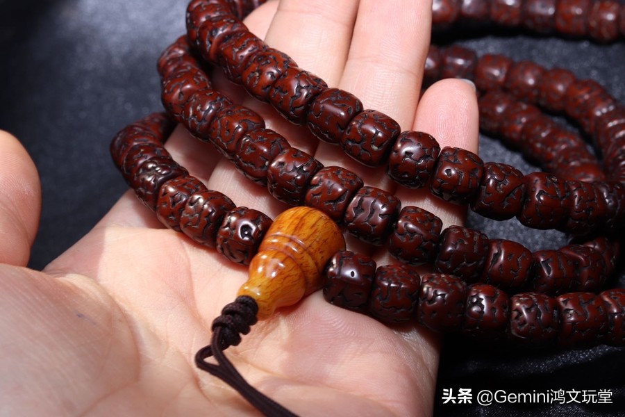 金刚菩提手串断了有什么说法,怎么看文玩金刚菩提是真的