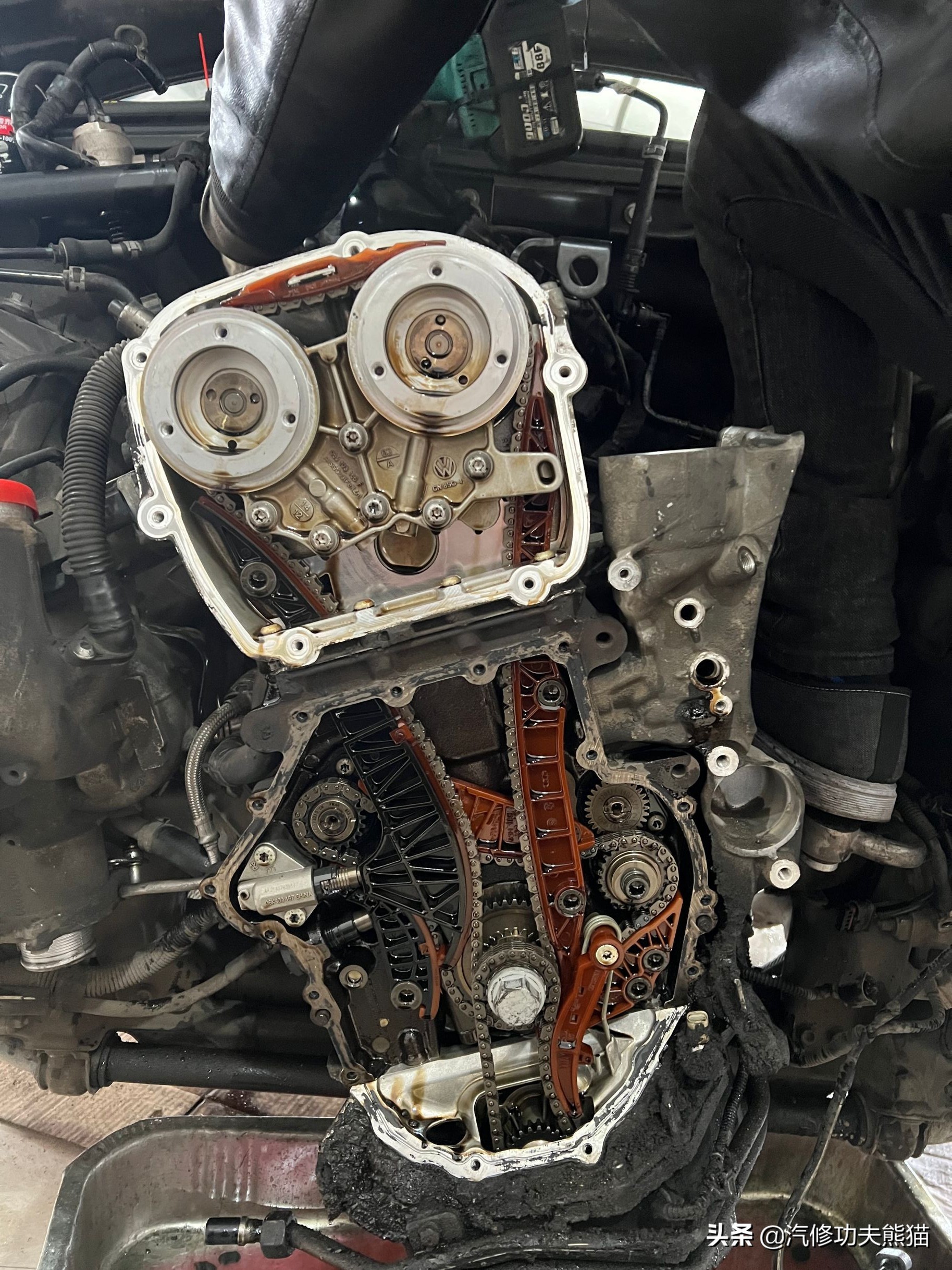 奥迪q5三代ea888烧机油是怎么回事,奥迪q5三代ea888不烧机油