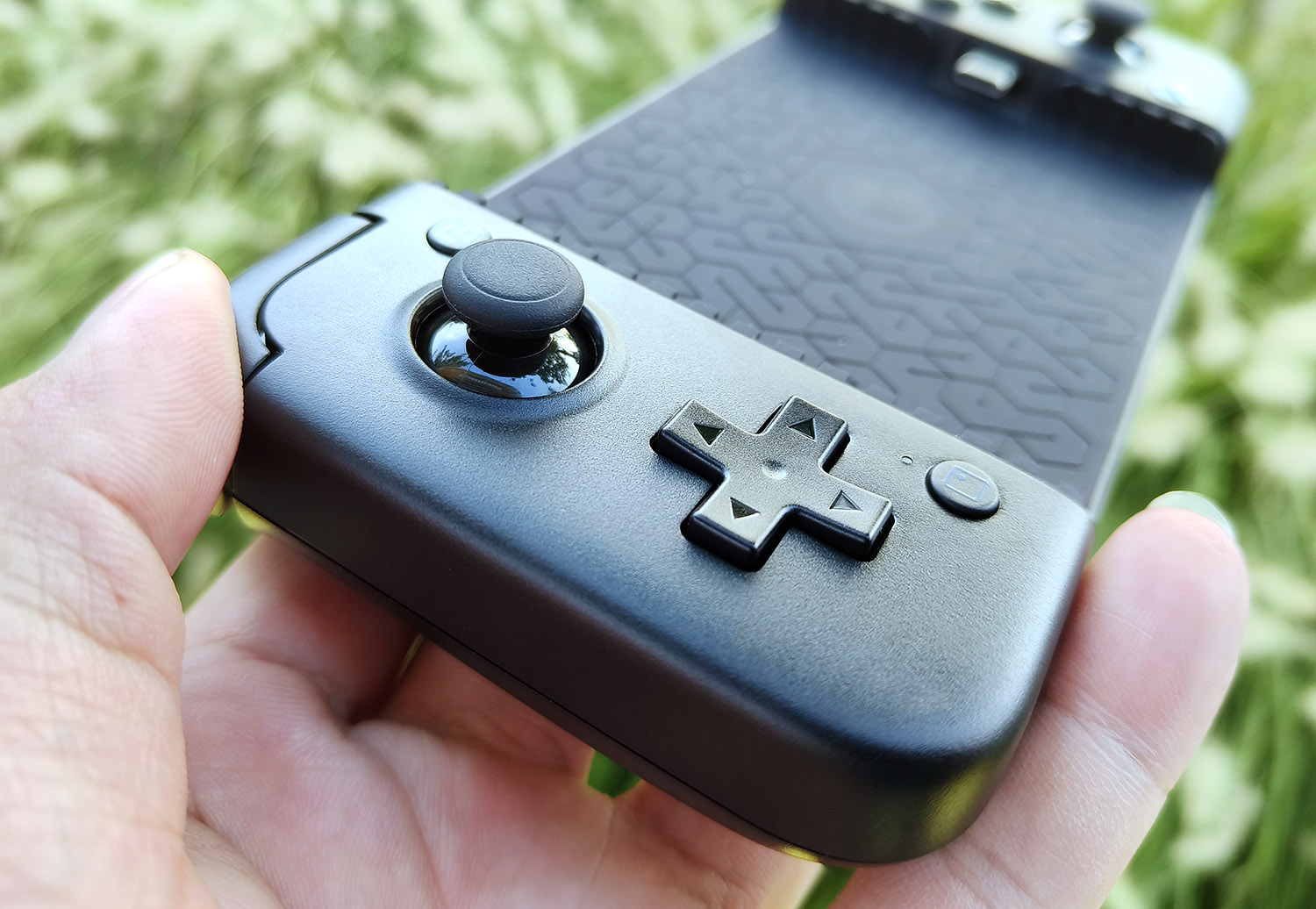 小鸡手柄x2s游玩体验,微软小鸡x2手柄