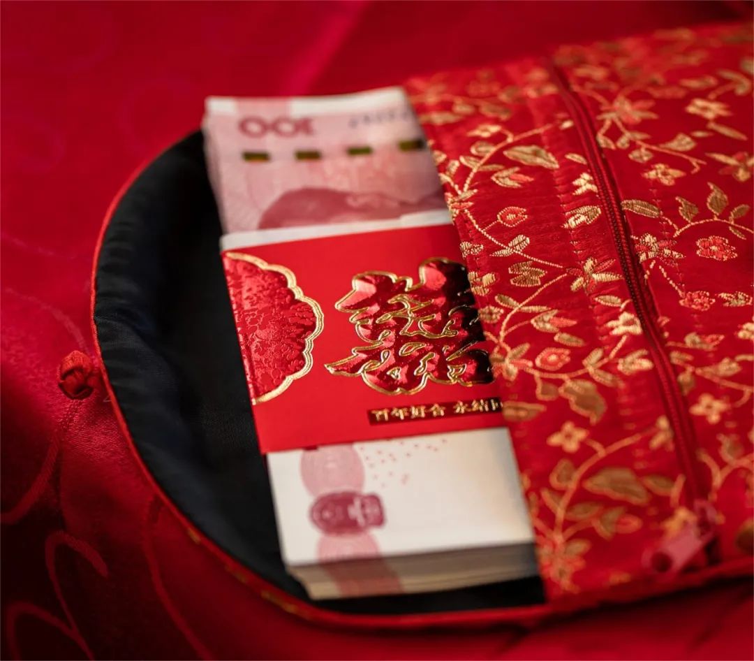 婚礼当天这七种红包不能少,婚礼习俗中结婚送红包有哪些讲究