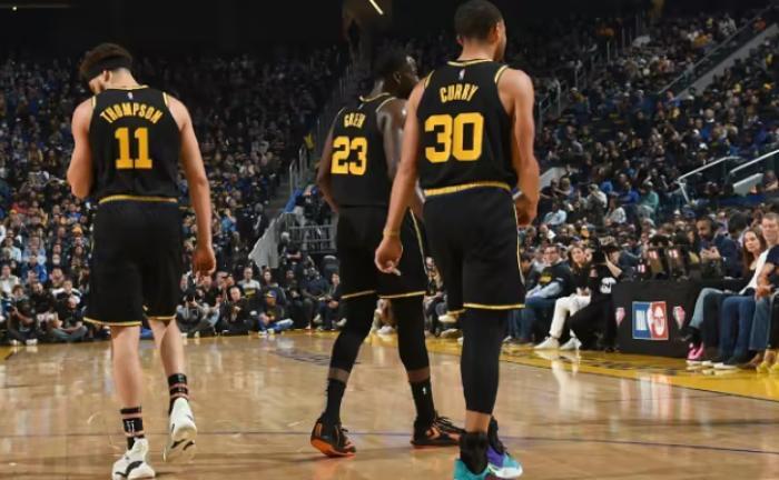 2760万，再见勇士！人在曹营心在汉，金州王朝的崩塌从你这里开始