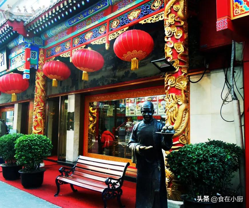 喝酒为什么不选五粮液都选茅台,对于不喝酒的人喝五粮液还是茅台