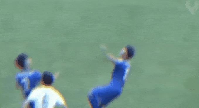 中超足球神奇名场面,中超经典搞笑场面裁判