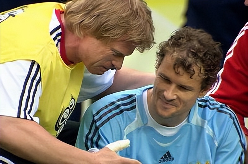 那些你没见过的足球图片,足坛最让人动容的图片