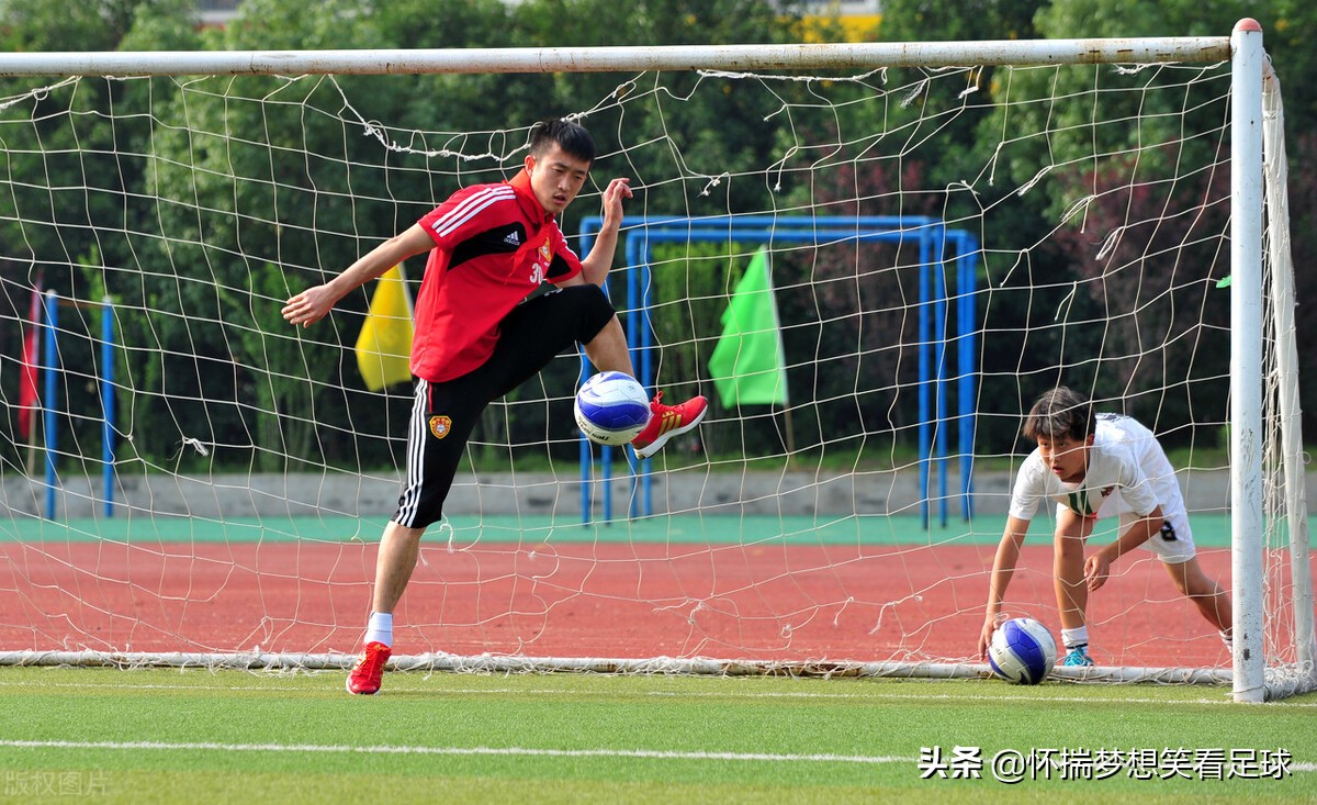 在中国如何培养孩子踢足球,什么样的孩子踢足球有资质