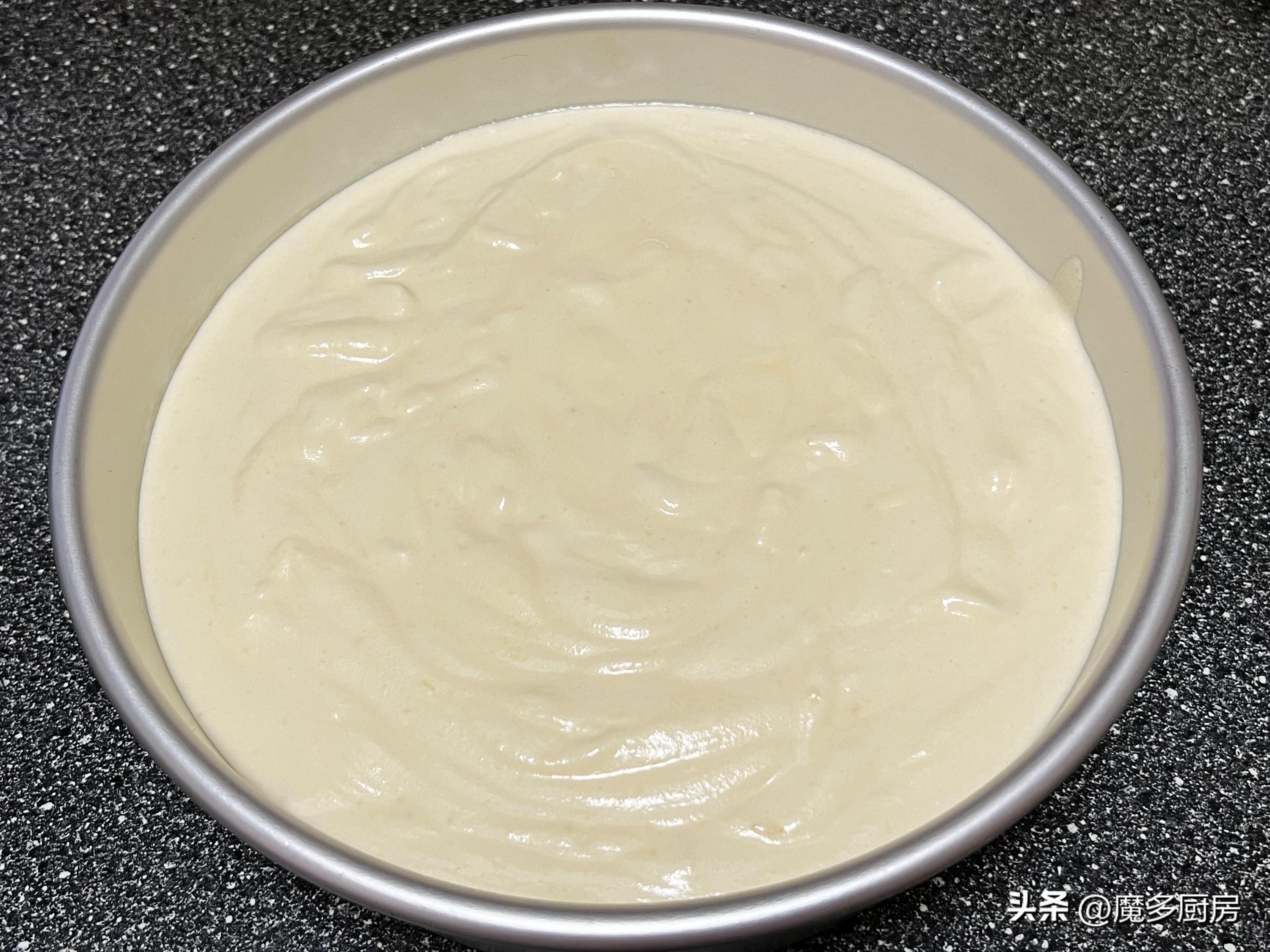 新手奶油蛋糕自制方法教程,8寸蛋糕奶油制作全过程教程