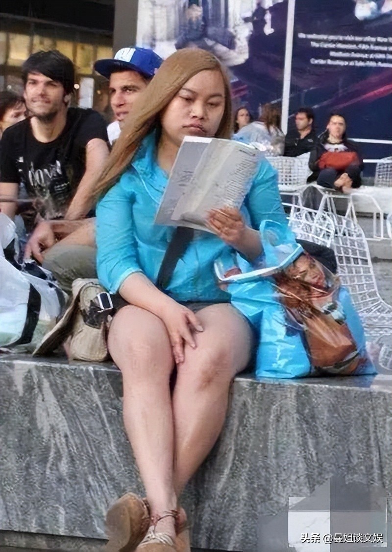 罗玉凤：赴美十余年，至今单身，靠美甲维持生计，曾感慨难逃命运