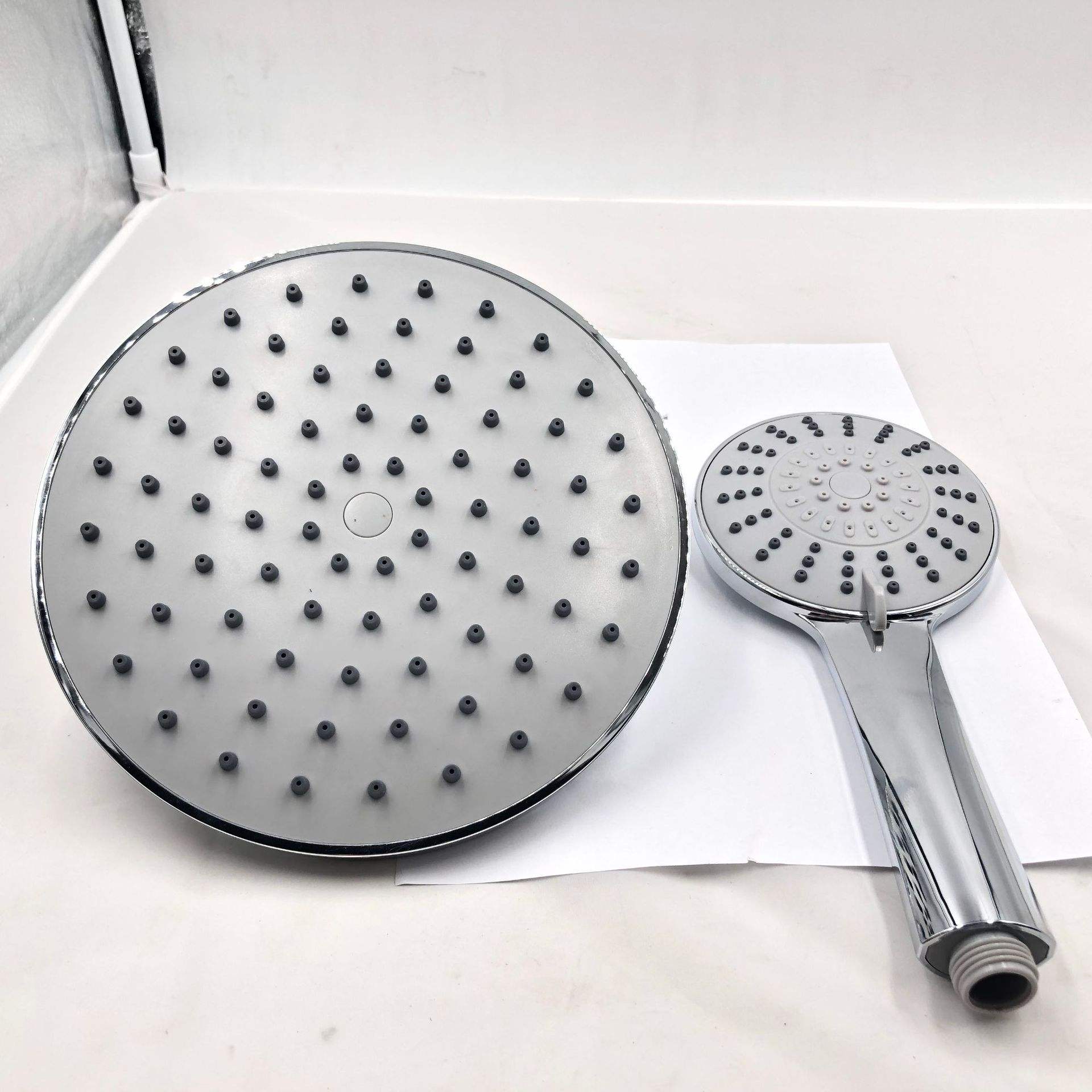 恒温花洒性价比高一点的,如何选择恒温花洒不踩坑