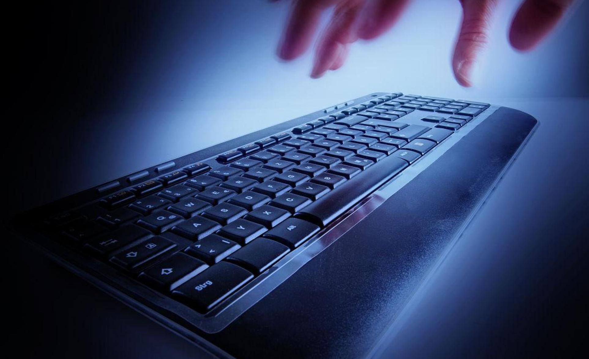 中国手游真好赚！员工盗公司源代码出山寨游戏，半年赚一亿五