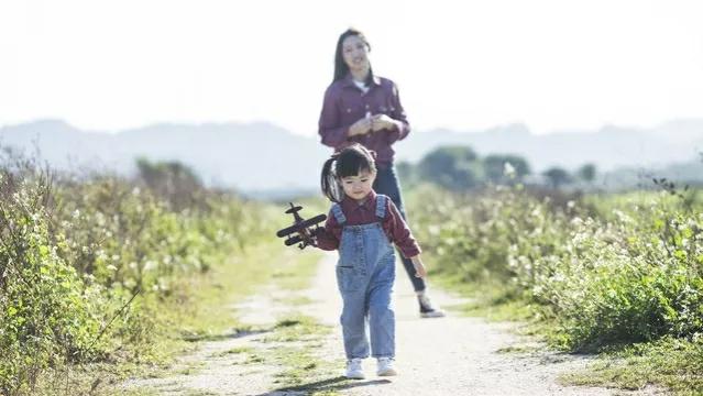 母亲节妈妈收到儿子的神秘礼物,母亲节妈妈收到儿子送的神秘礼物